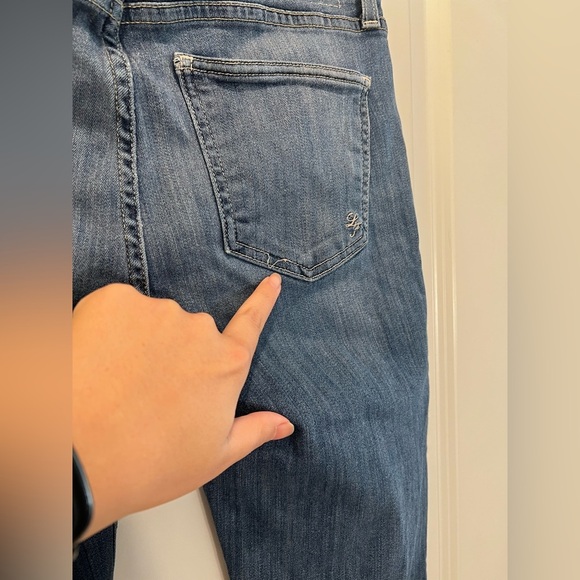 Lovers & Friends Mid Rise Skinny Ripped Jeans Size 28 - Picture 6 of 11